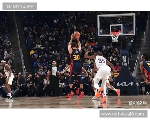 2019年NBA季后赛太阳队与勇士队激战回顾与精彩瞬间分析