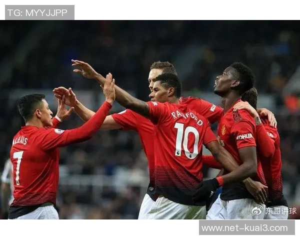 巴拉圭国民与瓜兰尼的激烈对决展现足球魅力与激情的较量